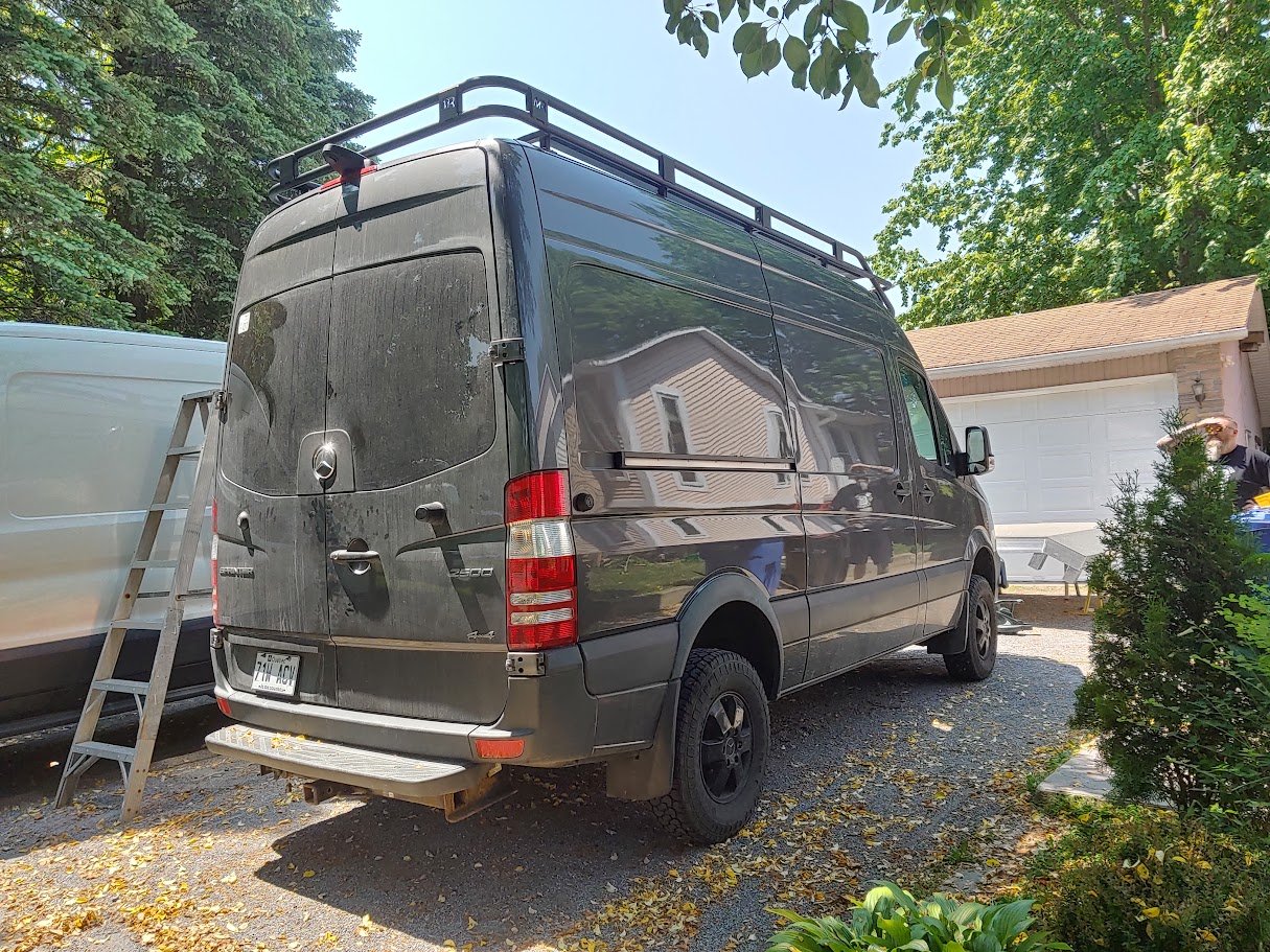 Galerie de toit Style Safari pour Sprinter et Transit – Image 2